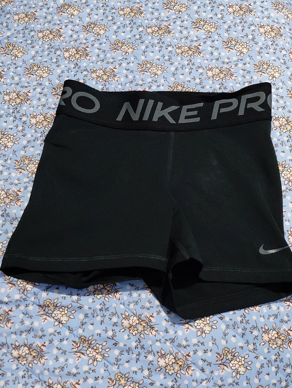 Nike Pro Women's Black Training Shorts